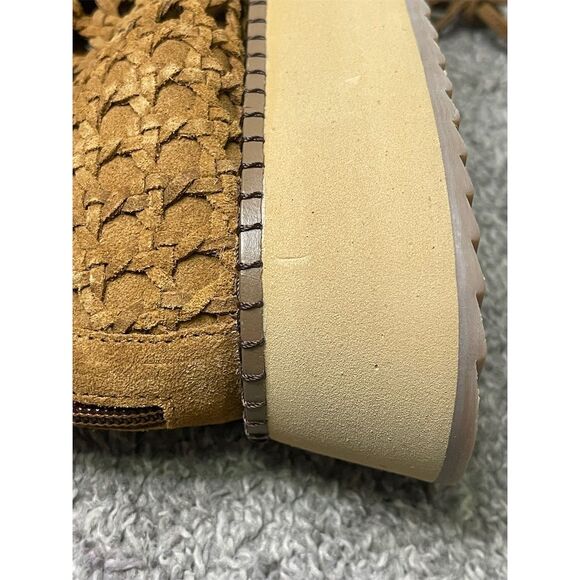 NWOB Free People Luca Lace Up Sandals Size 8 Color Tan $178 SOLD OUT "flaws" - Picture 10 of 11